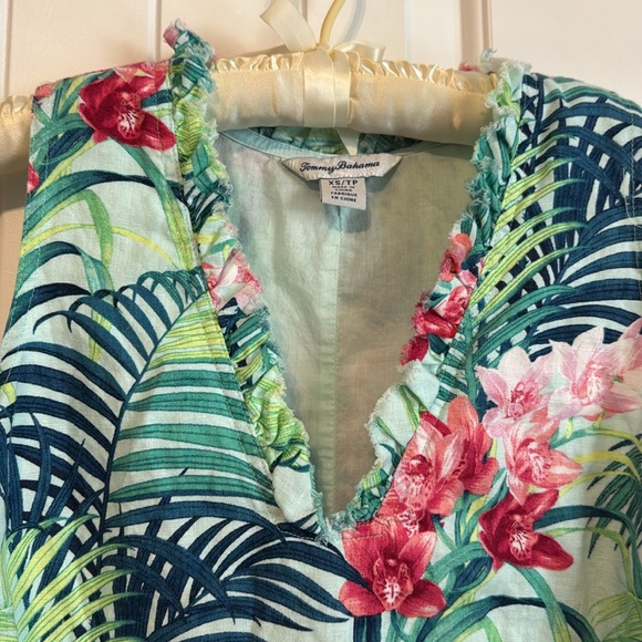 Tommy Bahama Florida Fauna Ruffle Linen Shift Dress In Blue
Size: XS - Picture 3 of 5